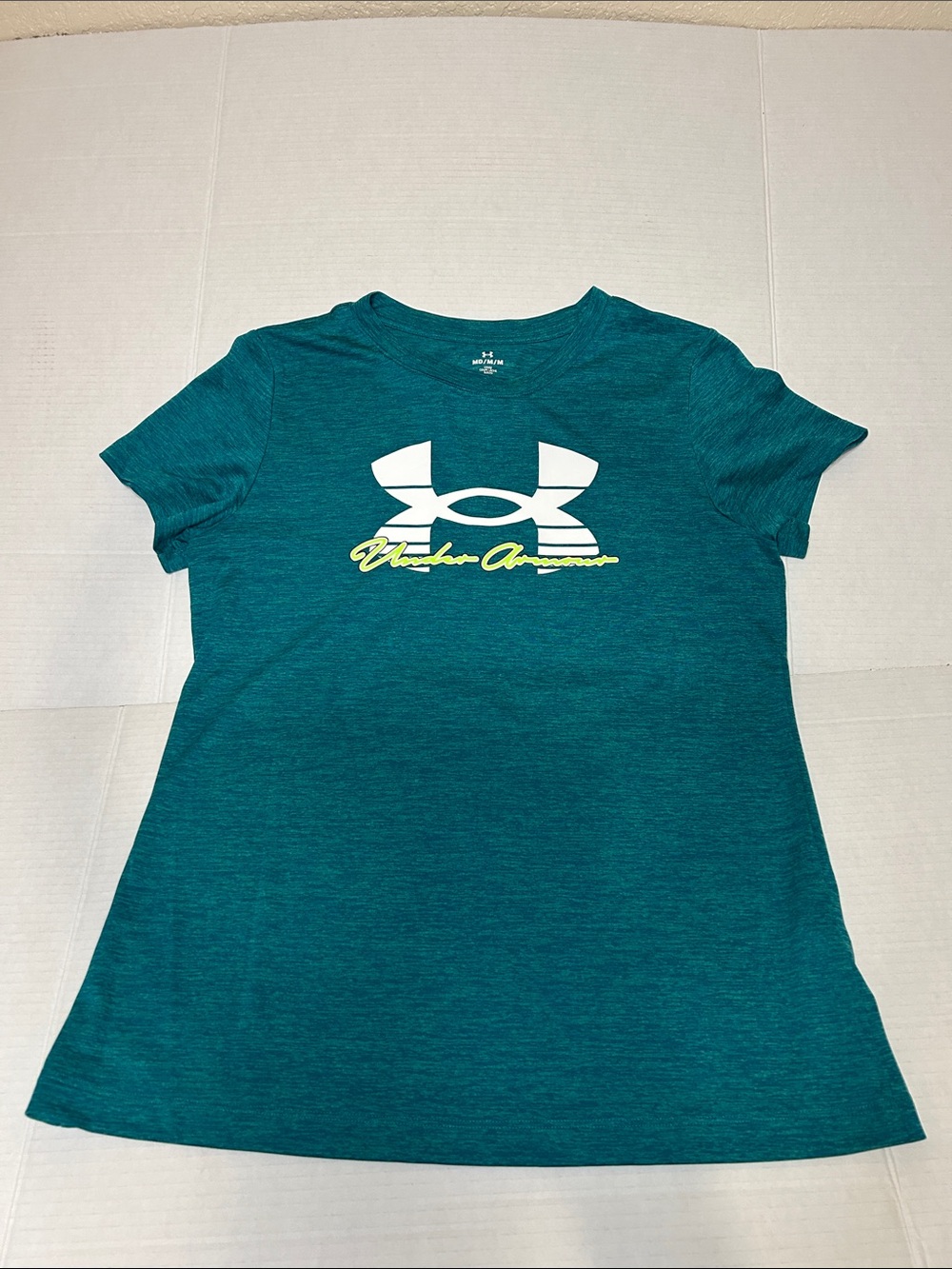 Under Armour Medium Teal Green Performance Logo Tee great condition